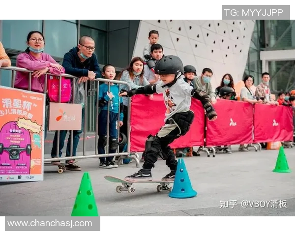 成都滑板队在运动滑板精英赛中的技术表现全面点评与分析